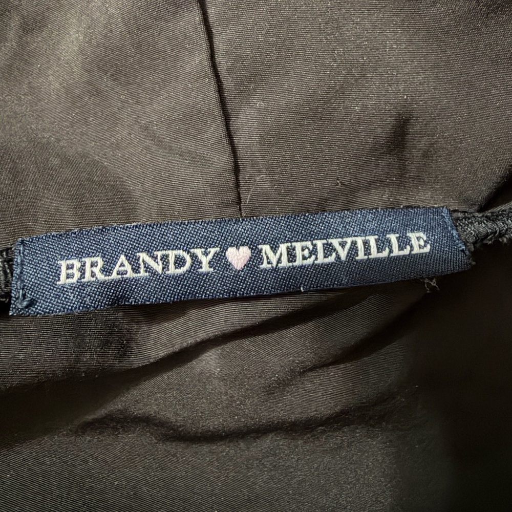 Brandy Melville Yosemite Campground Hooded Windbreaker - Picture 9 of 9